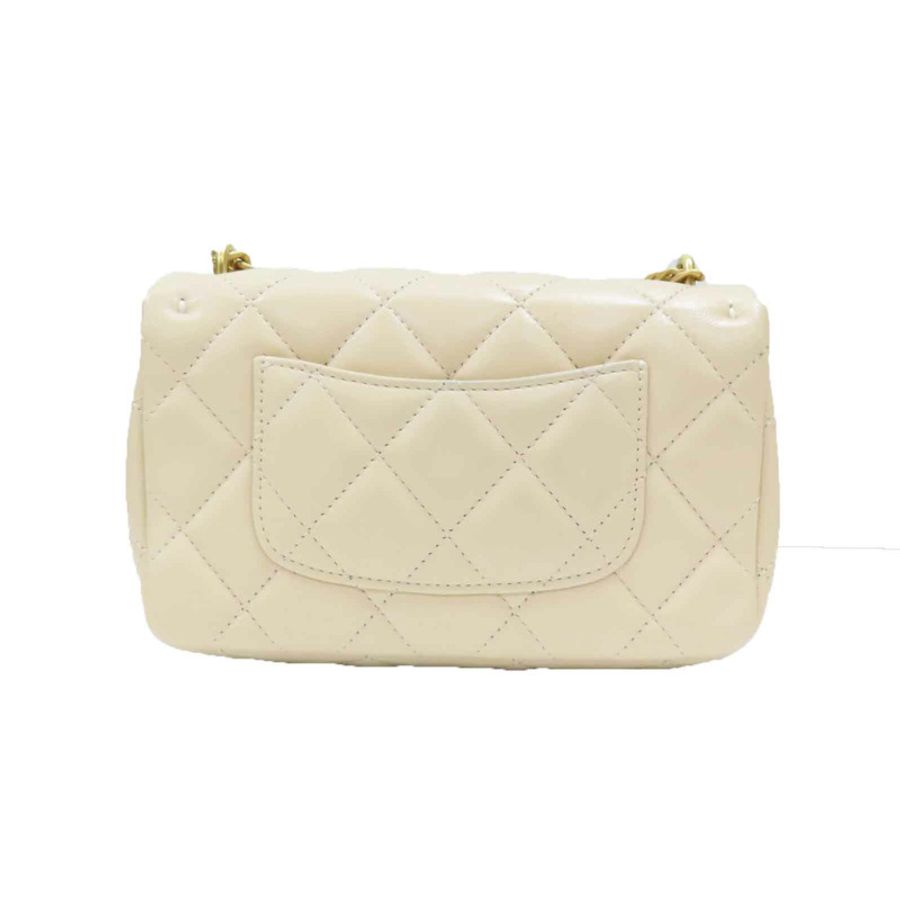 米白色菱格紋 羊皮 Heart Crush Mini Flap 肩背 AS3829【CHANEL 香奈兒】 AS3829-1