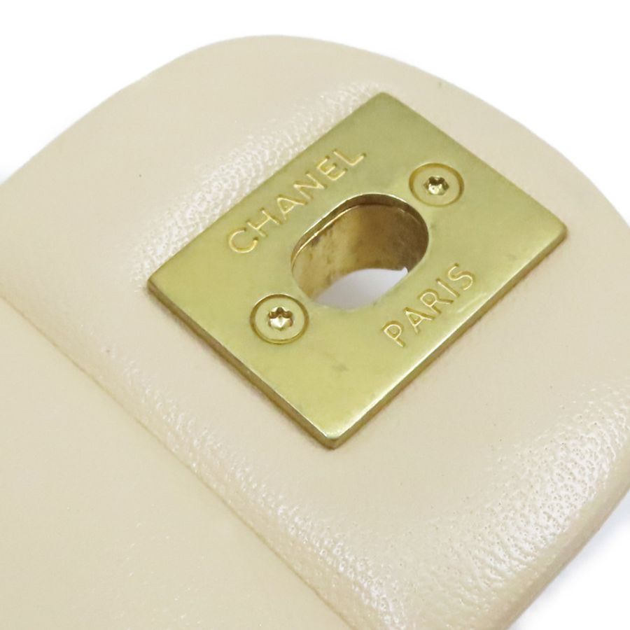 米白色菱格紋 羊皮 Heart Crush Mini Flap 肩背 AS3829【CHANEL 香奈兒】 AS3829-6