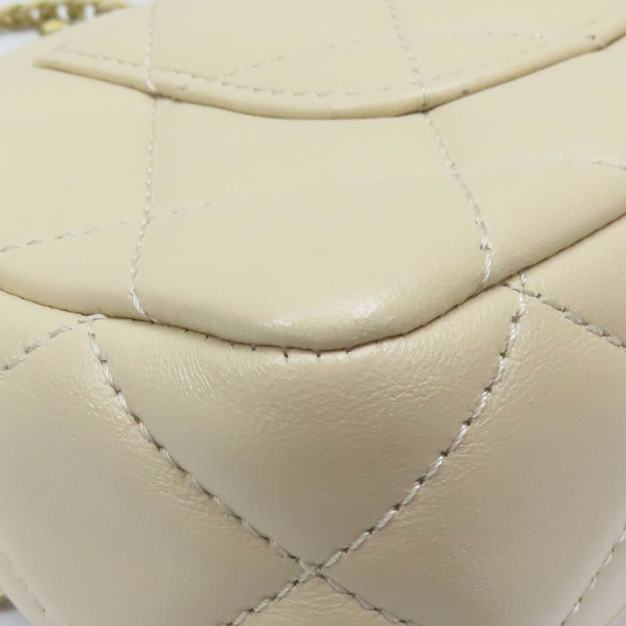 米白色菱格紋 羊皮 Heart Crush Mini Flap 肩背 AS3829【CHANEL 香奈兒】 AS3829-16