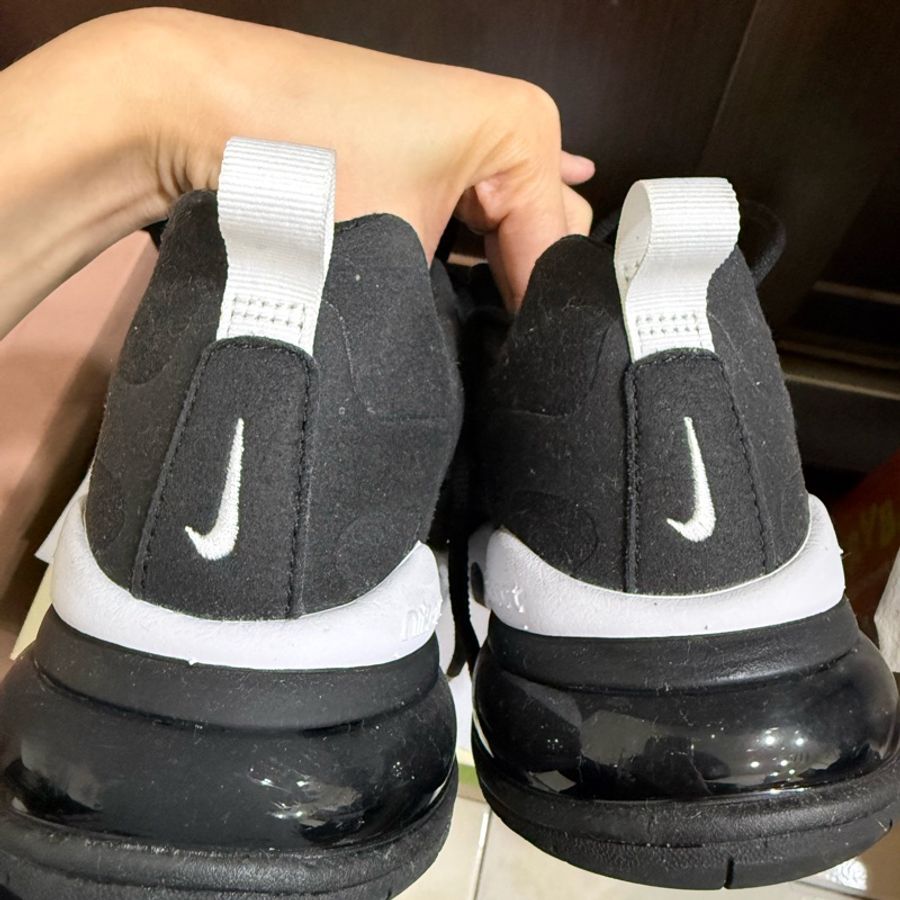 (全新閑置）Nike air max270-6