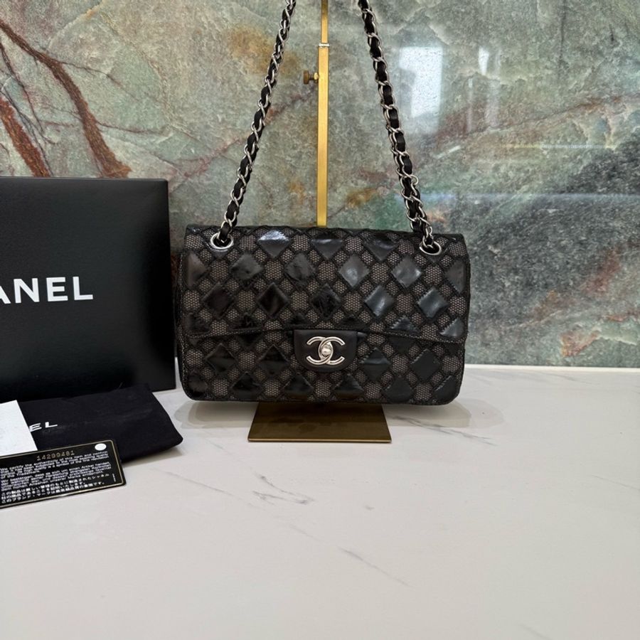 Chanel • Cf 25 稀有鏤空蕾絲拼皮 中號翻蓋包-1