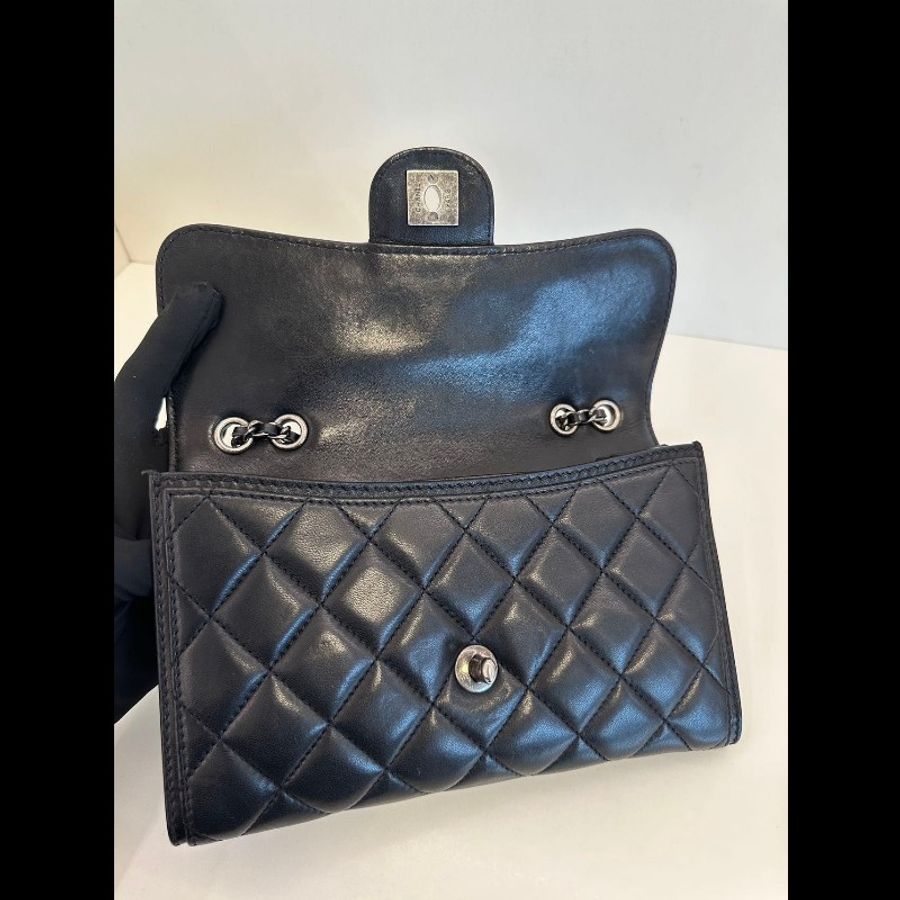Chanel classic flap seasonal-22