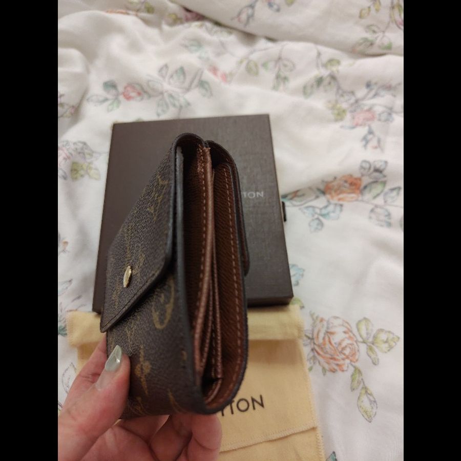 LOUIS VUITTON 雙開翻蓋短夾(二手)-3