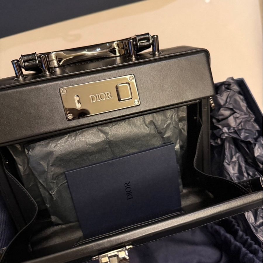 💼Dior Lock 手袋|經典優雅款 ✨ 黑色小牛皮・可手提 / 肩背 / 斜背 ✨-12
