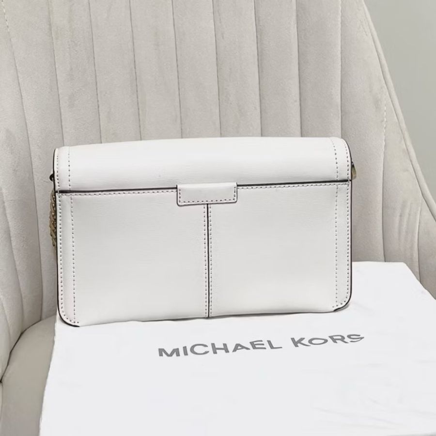 MICHAEL KOR*原價8413*SONIA 縷空MK磁釦翻蓋錬 帶肩背斜背二用包-奶油白/中-6