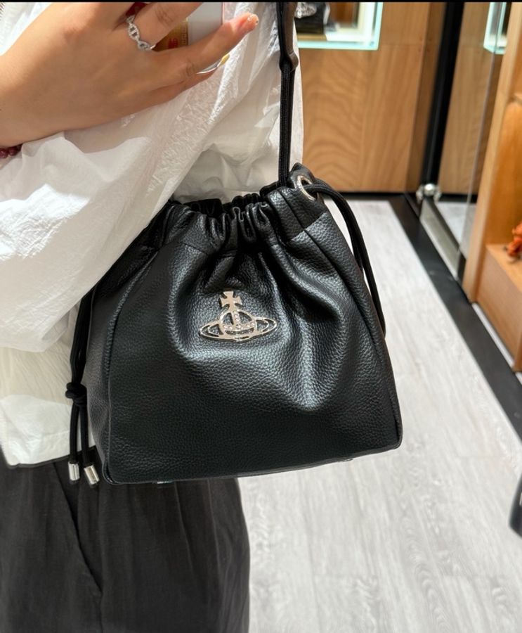 Vivienne Westwood Hilary 西太后 土星 🪐 PU合成皮 單肩包-4