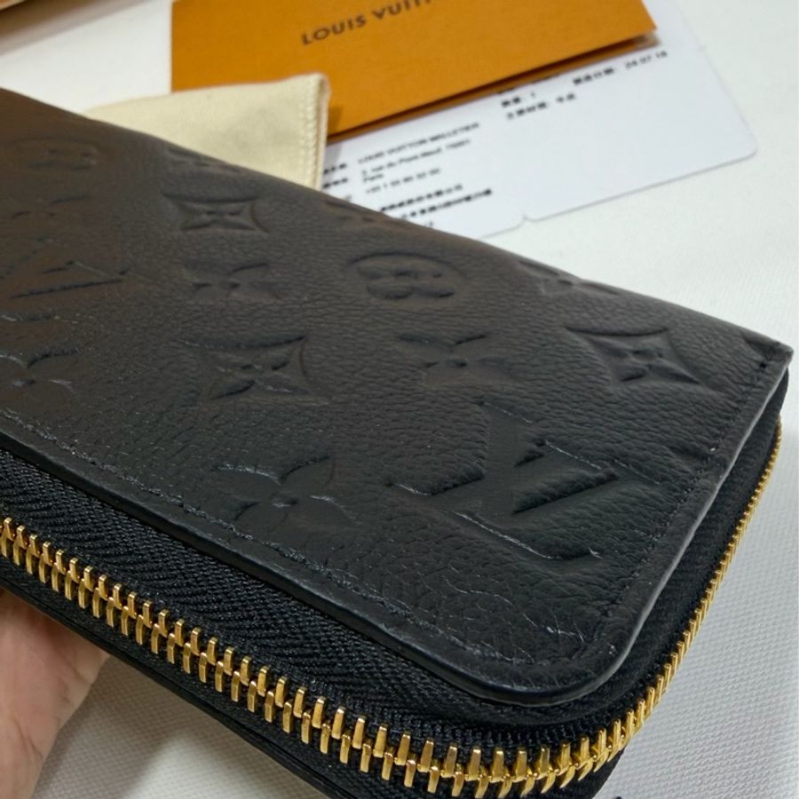 L v黑色全皮壓紋拉鏈長夾 m61864-6