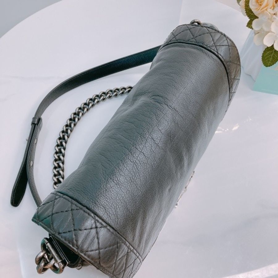 MS0445 Chanel 香奈兒黑色小型牛皮斜背包Boy Reverso 28cm Aged Calfskin Black X PHW-27