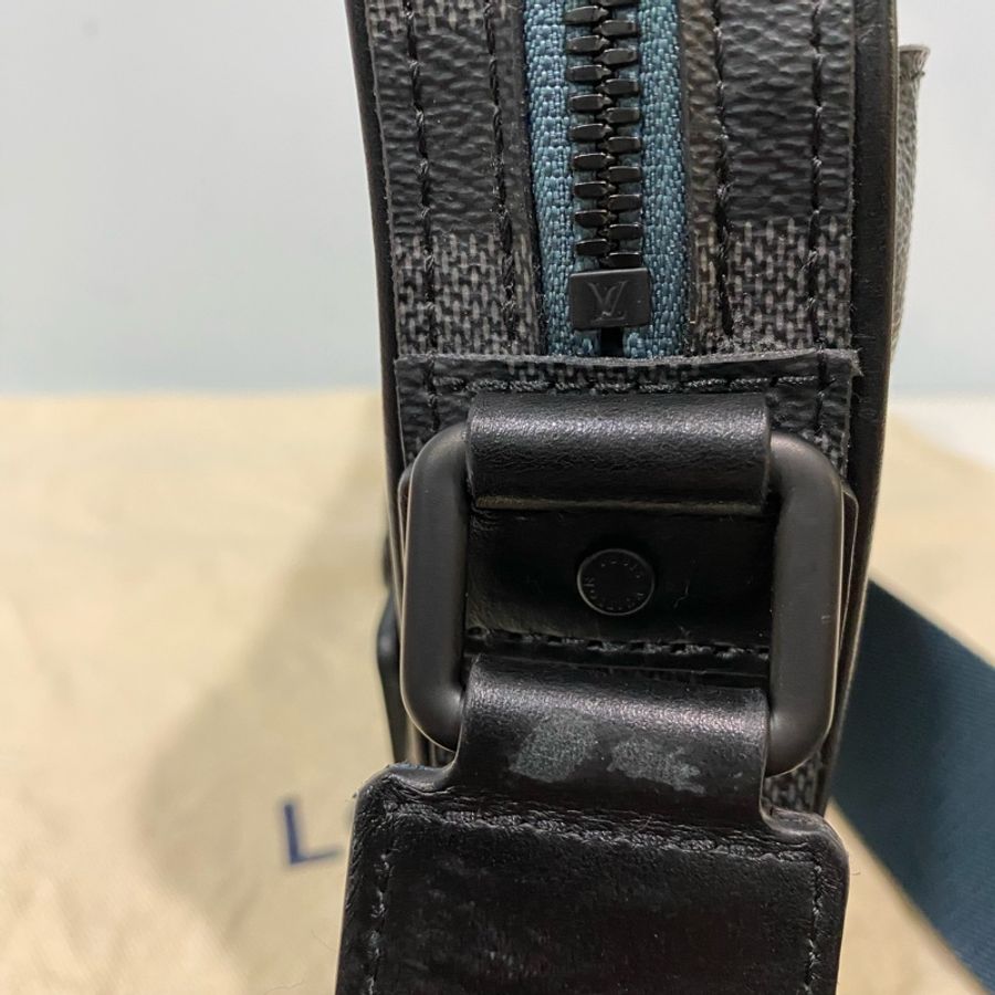 Louis Vuitton 黑棋盤格帆布拉鍊郵差包-10