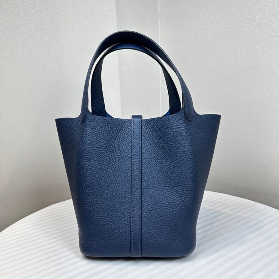閒置全新 愛馬仕/Hermes Picotin Lock 22 藍色銀扣菜籃子手提水桶包22x17x21cm-11
