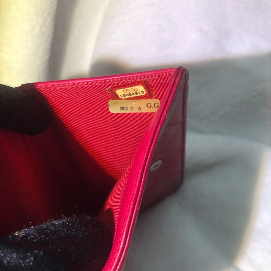 CHANEL 紅色菱格紋羊皮中夾XB010-22