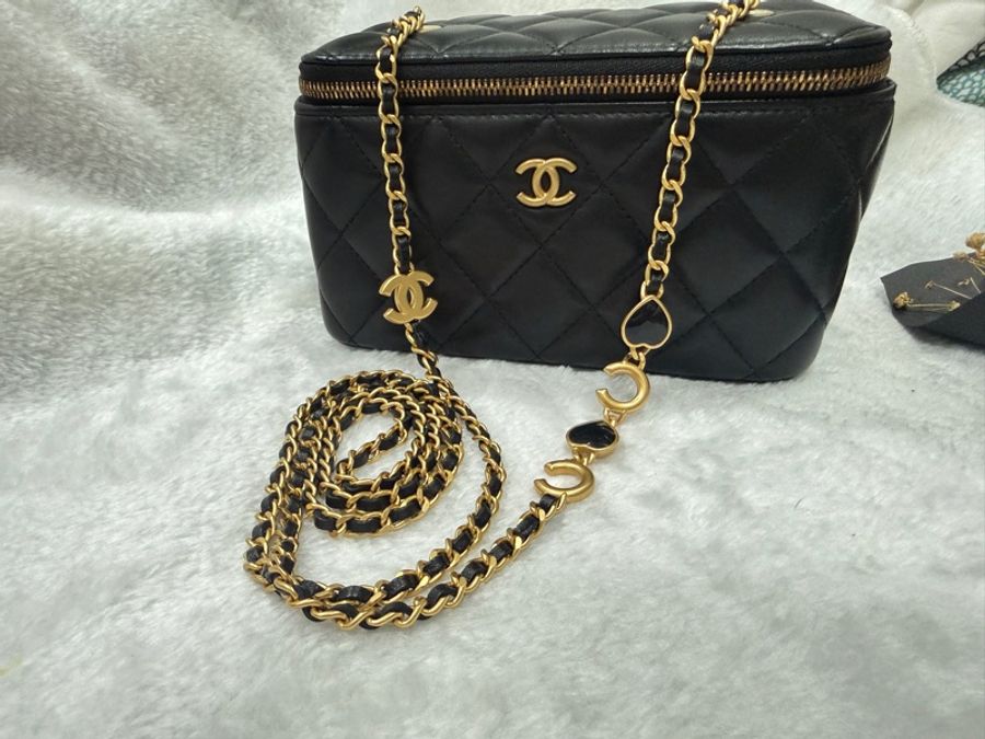 Chanel 香奈兒 黑色 愛心寶石款 長盒子 化妝箱 鏡子款-17