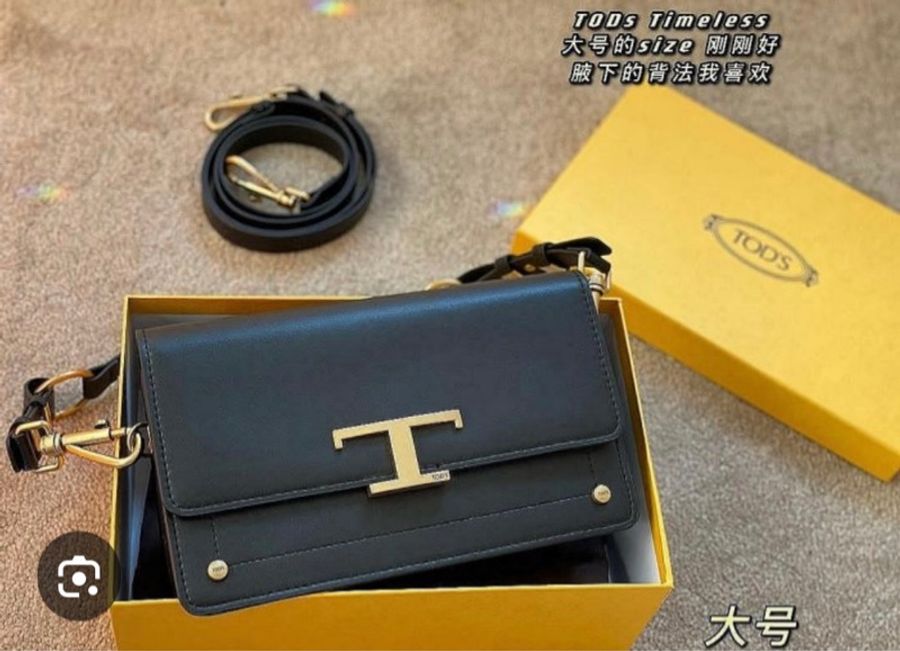 全新✨ TOD’S Timeless T字釦小牛皮翻蓋斜背包風琴包(黑金)-1