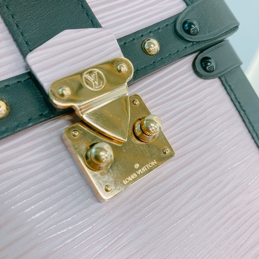 MS0470 LOUIS VUITTON 路易威登樹皮紋硬盒子電話鍊帶包包VERTICAL TRUNK POCHETTE EPI CALFSKIN-19
