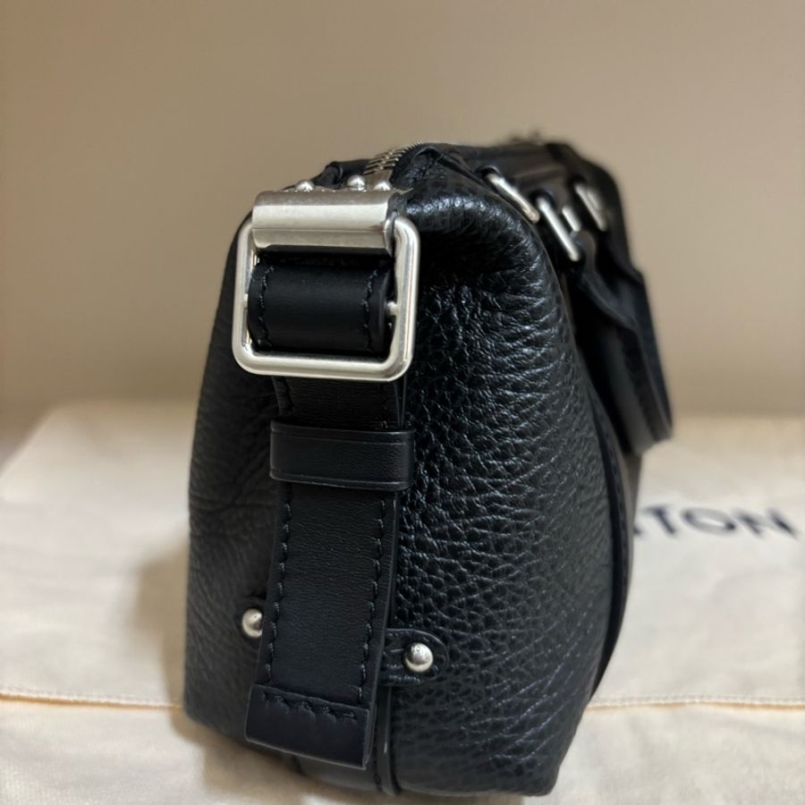 LV nano biker-2