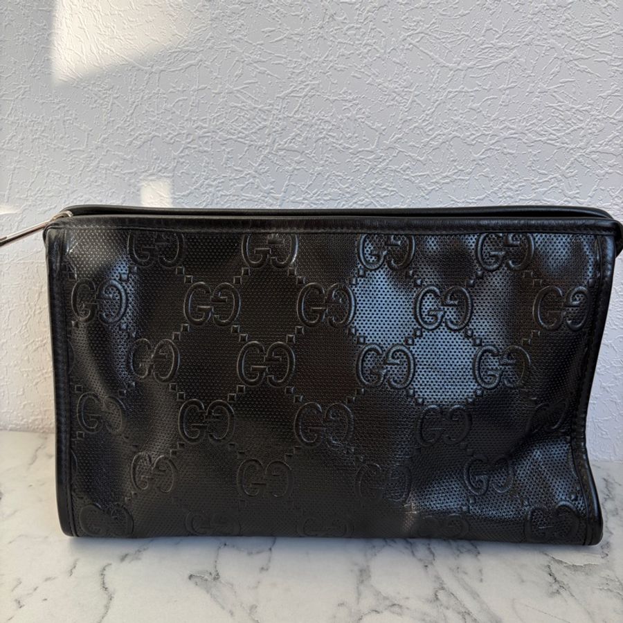 Gucci 黑色壓紋手拿包💙-10