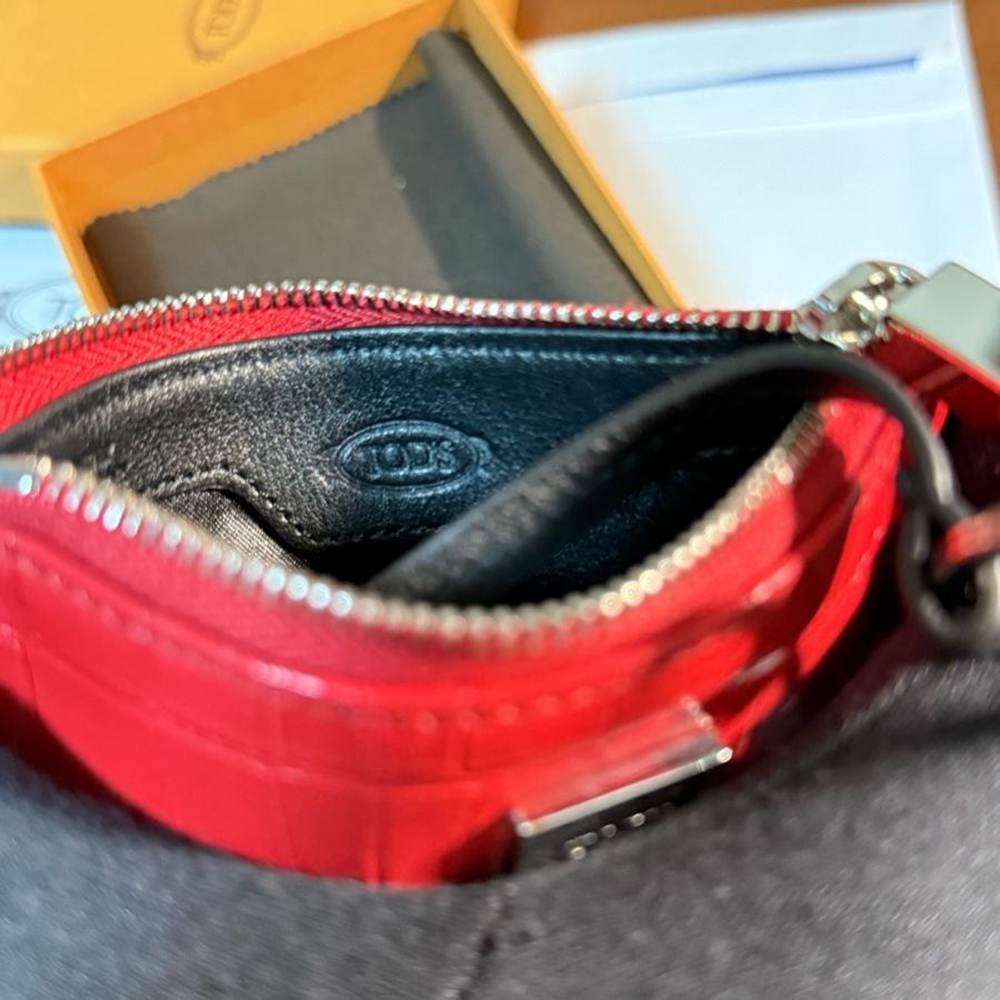 TOD’S 真鱷魚皮(全新)零錢包/鑰匙包-12