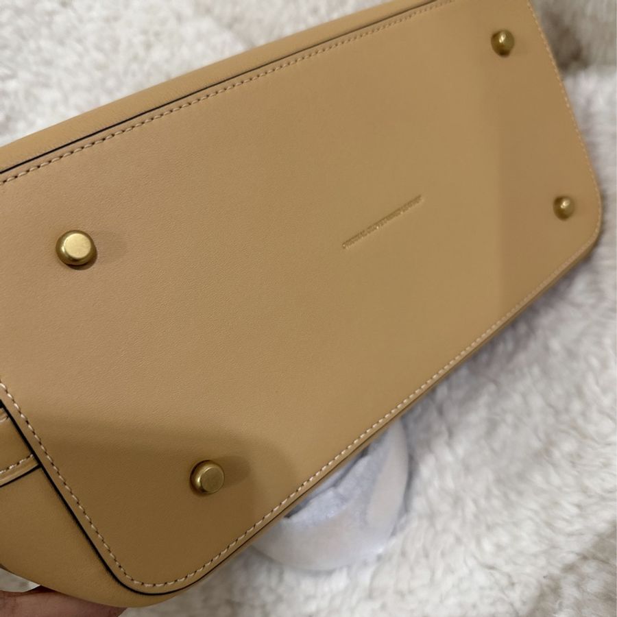 未使用Coach Empire Carryall 26 皮革手袋-6