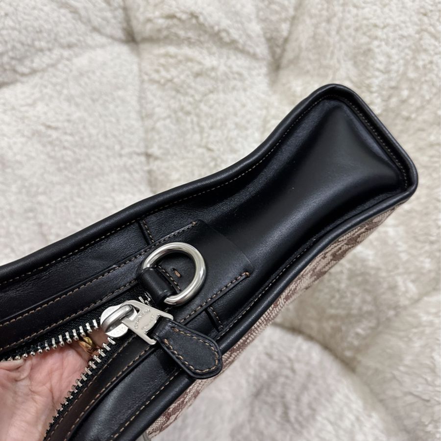 未使用有些許瑕疵COACH ROGUE經典提花面料男用手提公事包-36