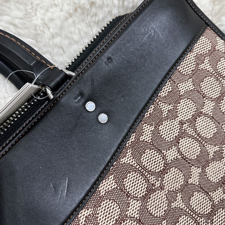 未使用有些許瑕疵COACH ROGUE經典提花面料男用手提公事包-51