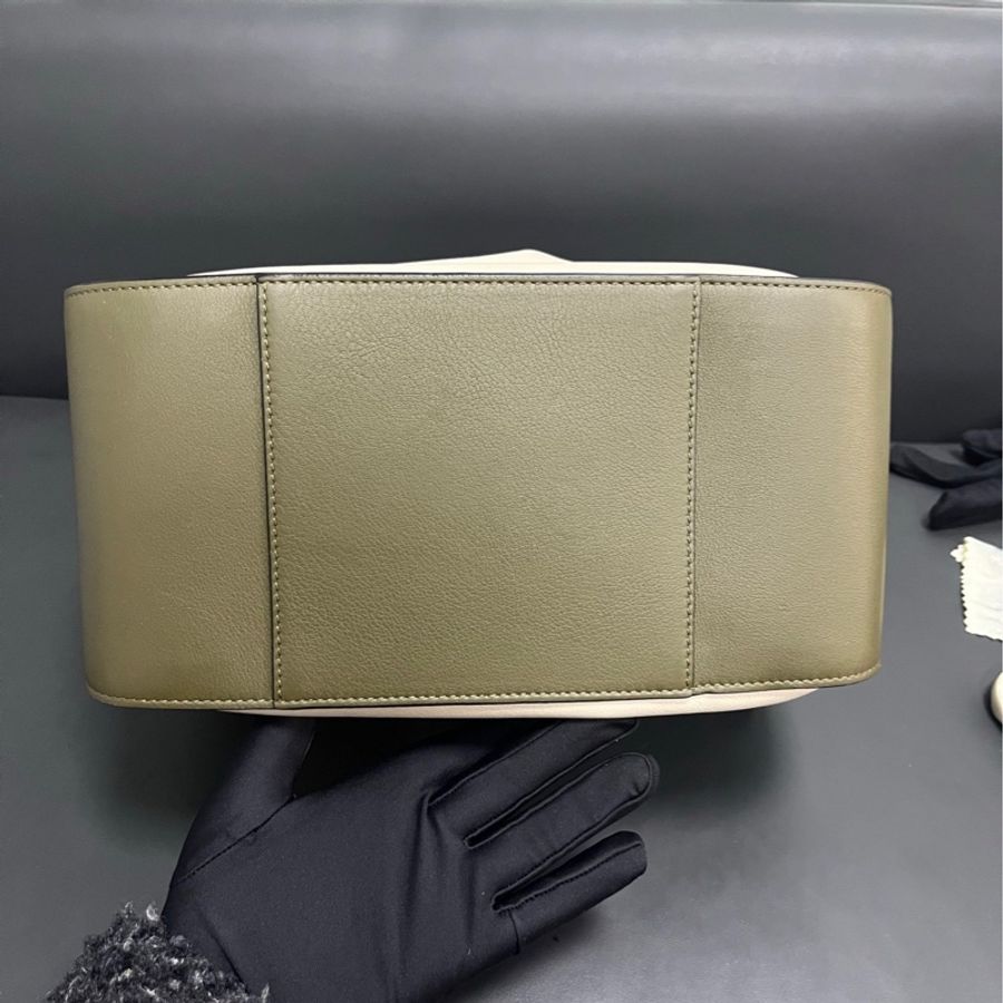 Loewe small hammock 小號吊床包-10