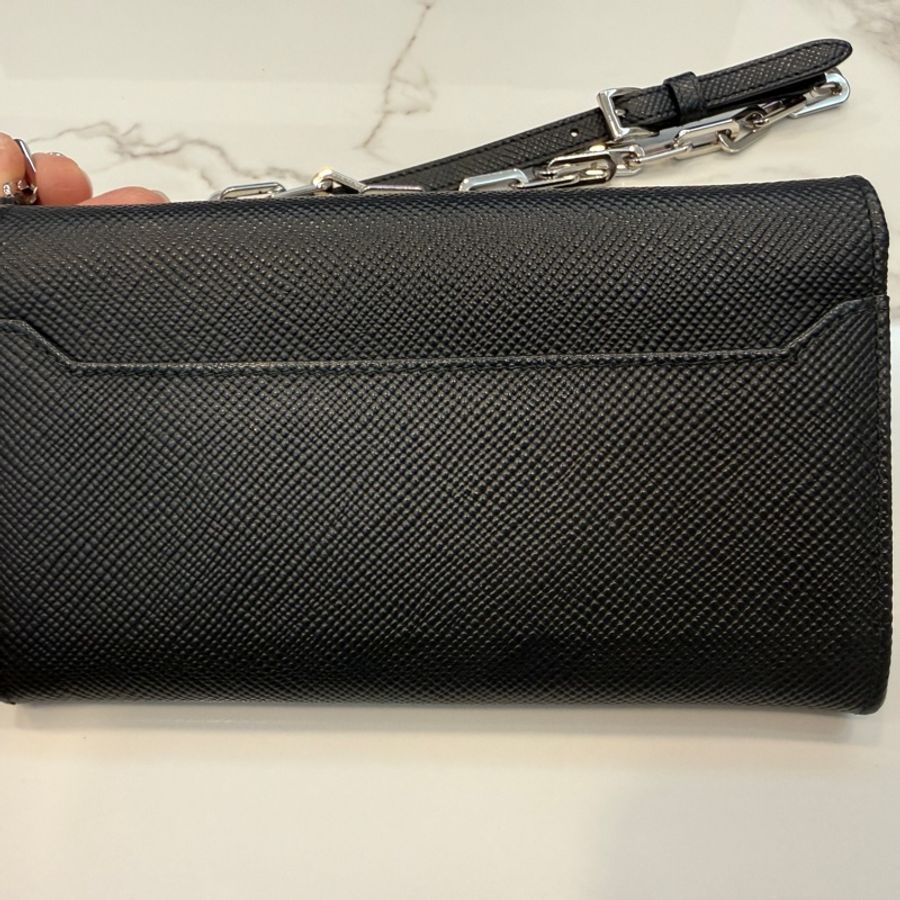 Prada WOC 黑色 鏈子皮夾-13