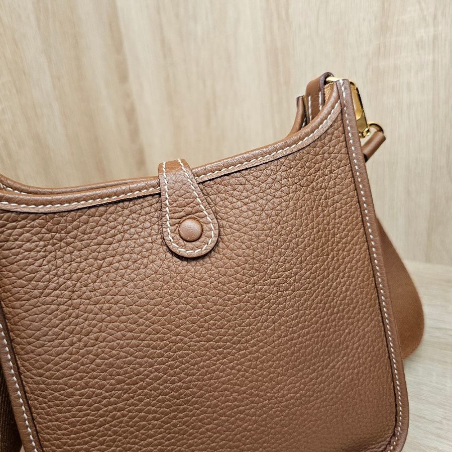[好物夯色免配貨🧧] Hermes 金棕金 MiniEvelyne肩斜背包-9