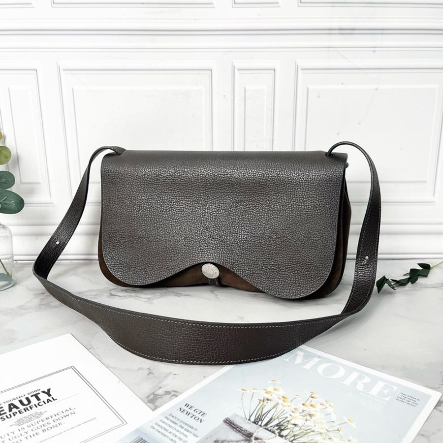 Hermes 巧克力色 colorado中古馬鞍包28×17×8 98新配件塵袋-3