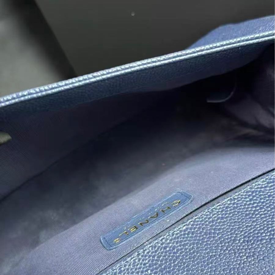 Chanel海軍藍中號leboy淡金扣荔枝皮肩背斜背包25*15*9 9新配件塵袋保卡-5