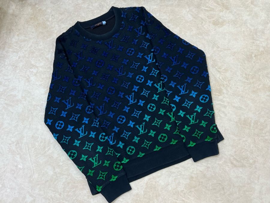 ❗️保留中勿下單Louis Vuitton LV Monogram 漸層衛衣-0