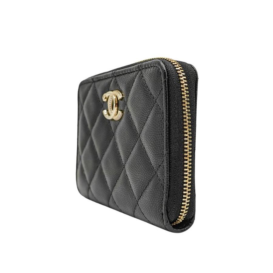 Chanel 粒紋牛皮刻紋金logo拉鍊對開短夾(AP4910-黑)-1