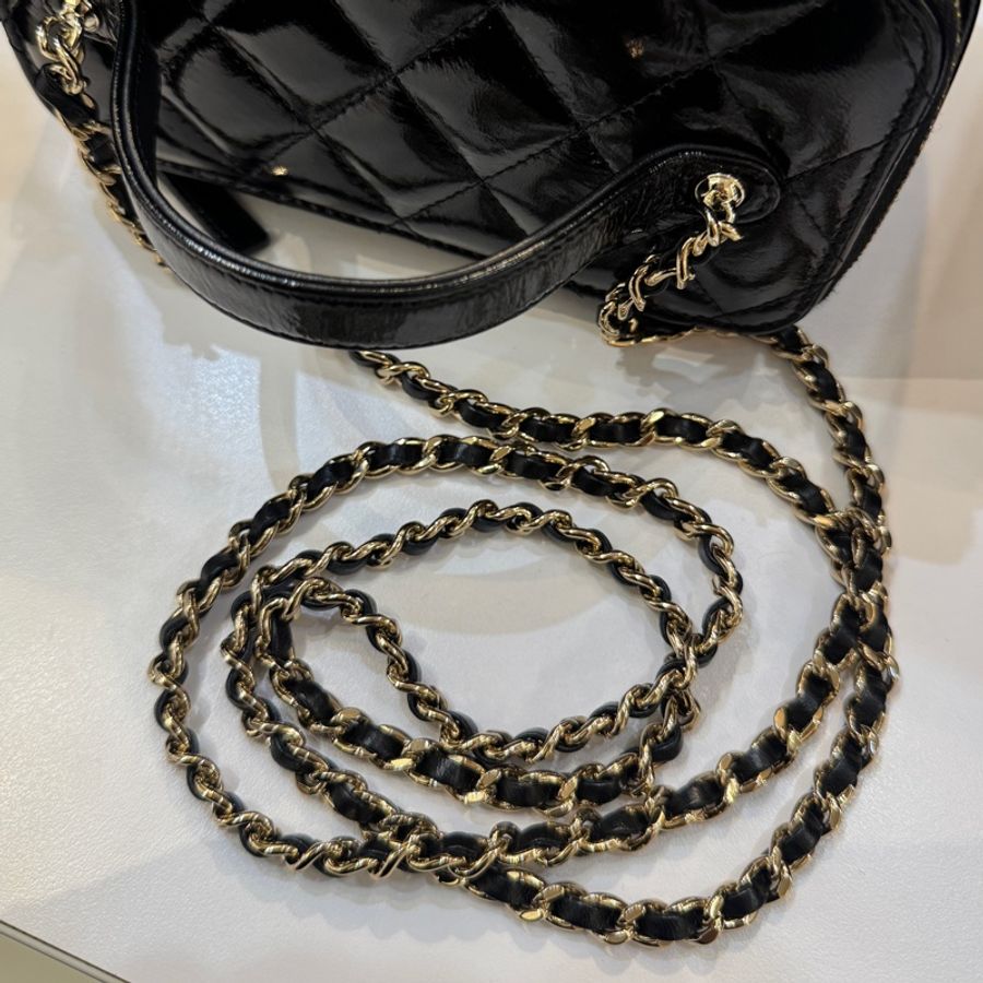 Chanel 黑金油蠟皮雙層化妝盒-9