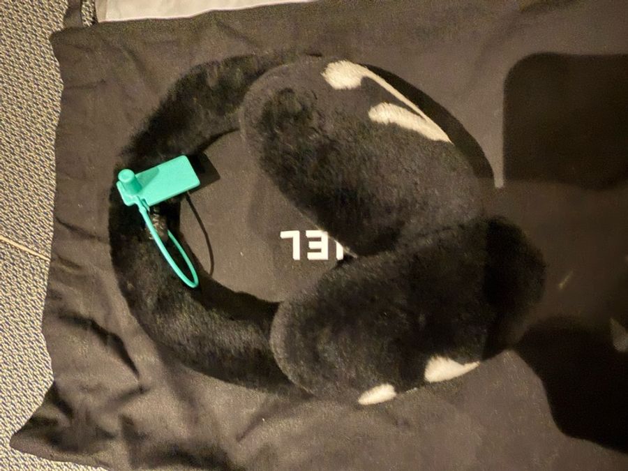 Chanel黑白耳罩🐼🐼🐼-0