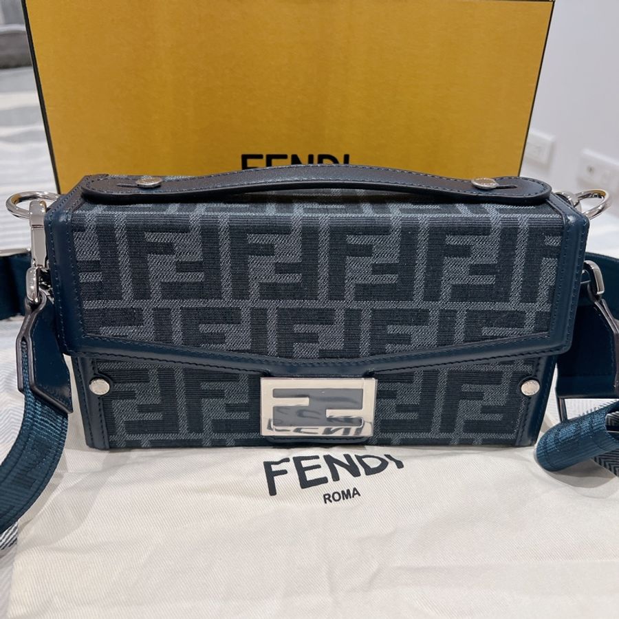 Fendi soft trunk箱包-5