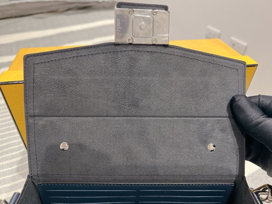 Fendi soft trunk箱包-11