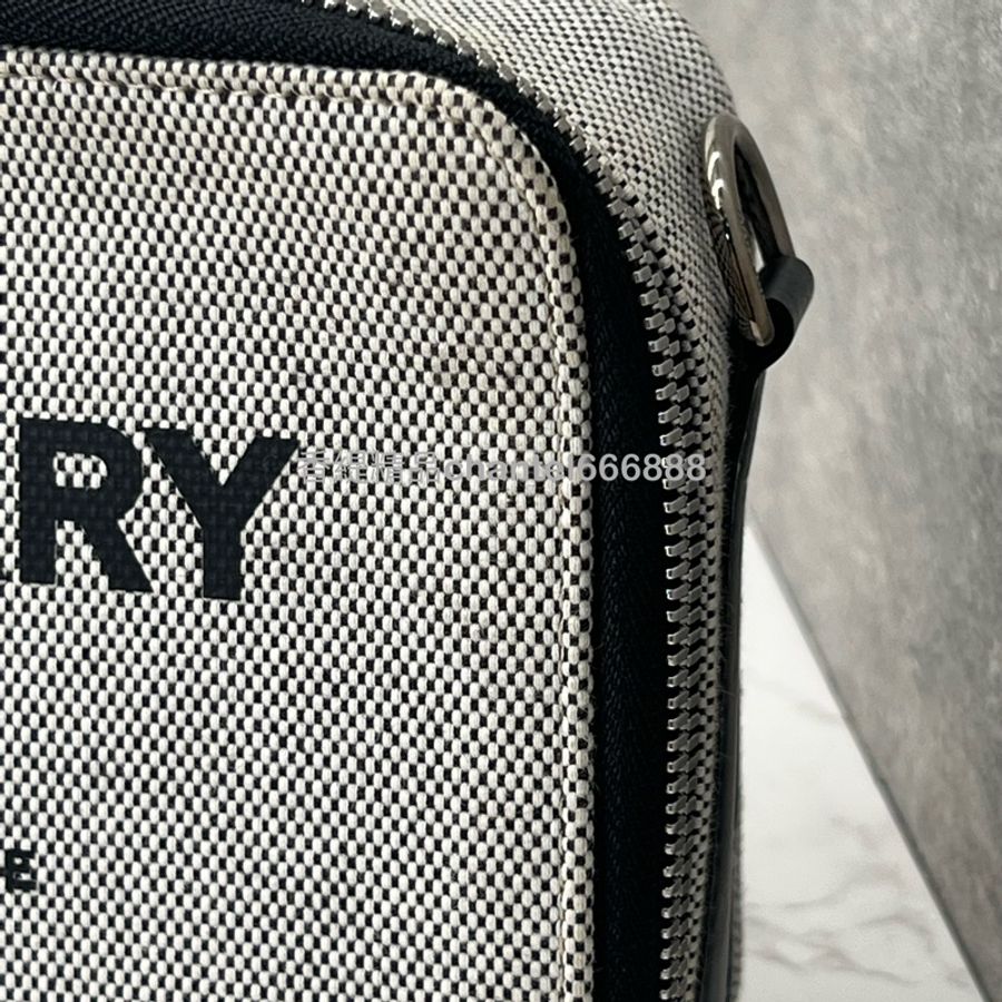💗香緹國際精品💗 739 Burberry 帆布相機包 #中性 #Burberry相機包-2