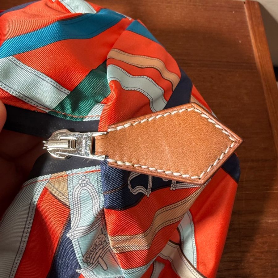 HERMES Airsilk Duffle 38 真絲材質運動旅行袋-16