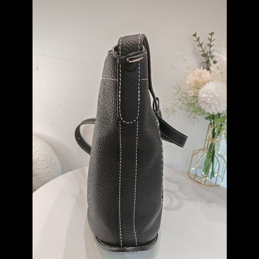Delvaux daily pin-3