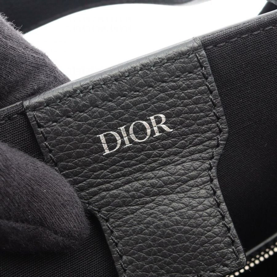 Christian Dior 馬鞍形肩斜背包，黑色真皮，二手男士款-3