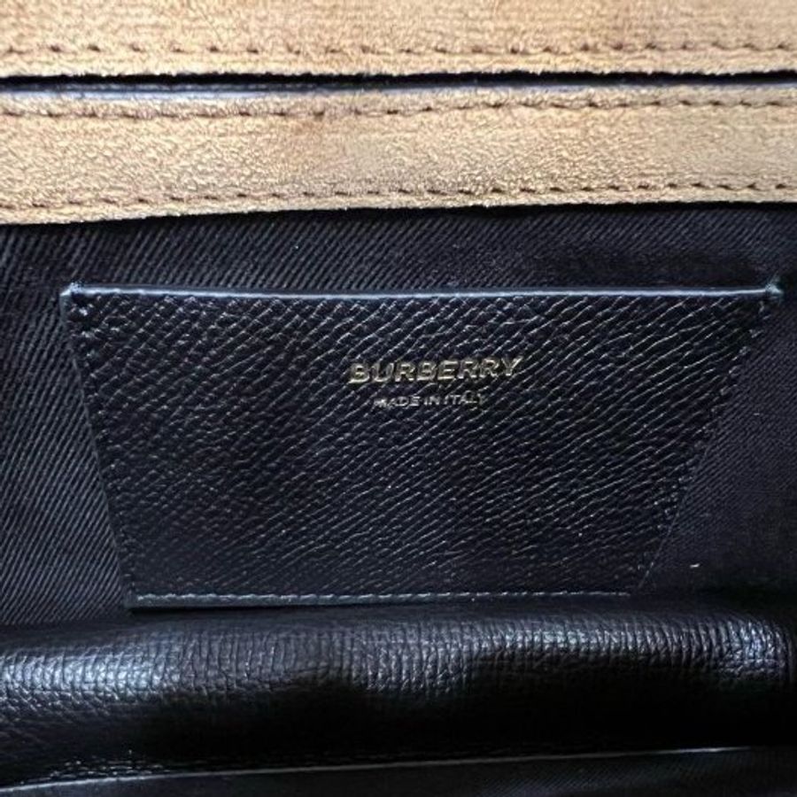 東區正精品㊣BURBERRY 8080321 MACKEN 全新黑色皮革拼格紋金釦釦式翻蓋肩背包斜背包 RZ5414-6