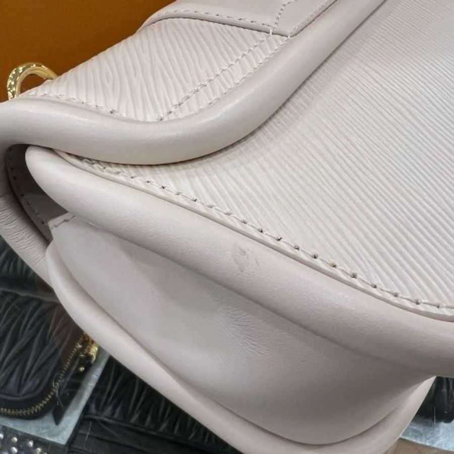 東區正精品㊣LV M22720 HIDE AND SEEK 近全新淺粉/白色水波紋手提包斜背包兩用包 RA1826-6