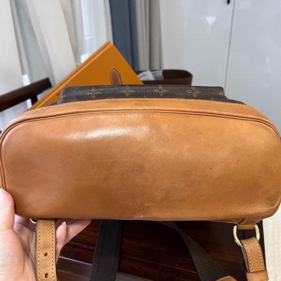 Lv 中古老花大號雙肩包-4