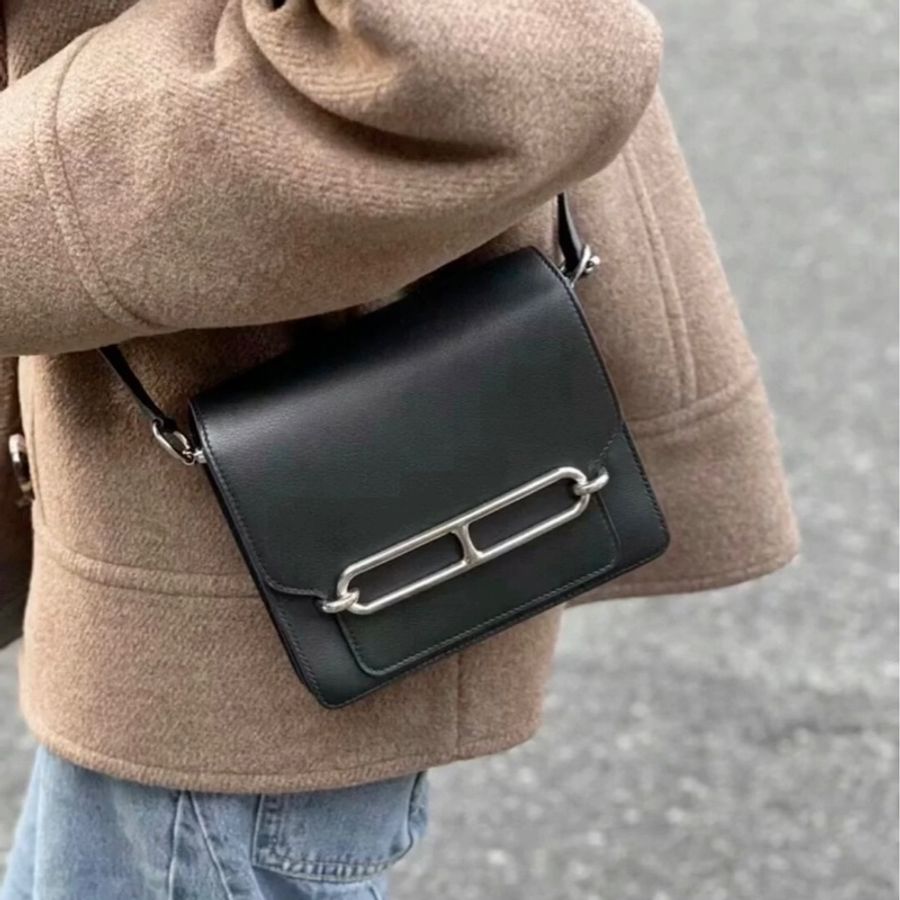 降價!近全新Hermès mini Roulis 豬鼻子-5