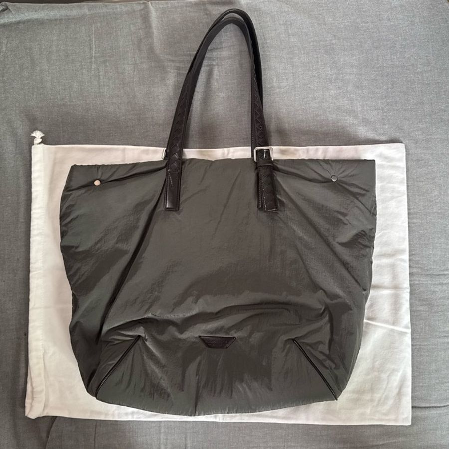 BOTTEGA VENETA Crossroad Buckle Tote-20