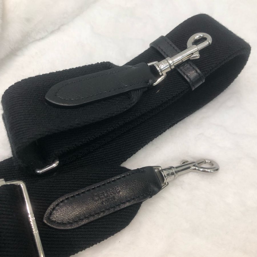 CELINE 黑色小牛皮凱旋門 XC147-7