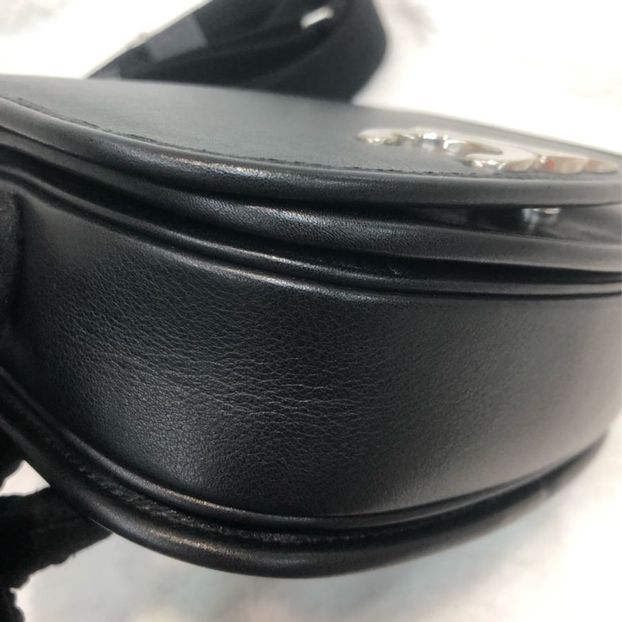 CELINE 黑色小牛皮凱旋門 XC147-12