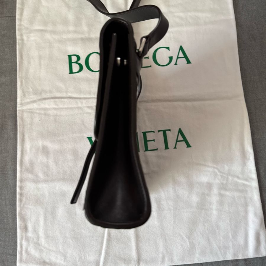 Bottega Veneta Piccolo Portfolio-19