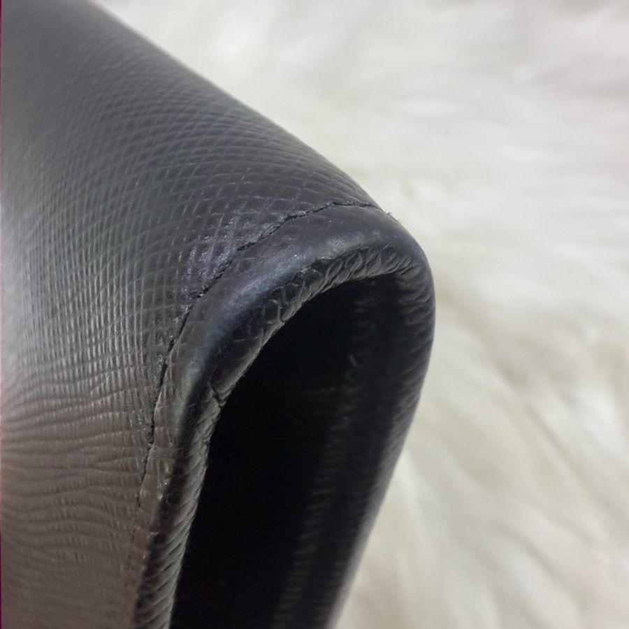 Prada Wallet-3