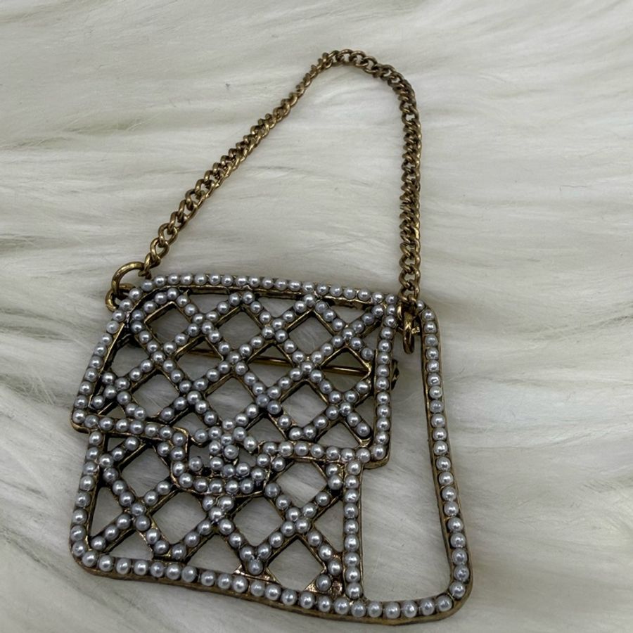 Chanel 珍珠手袋胸針-7