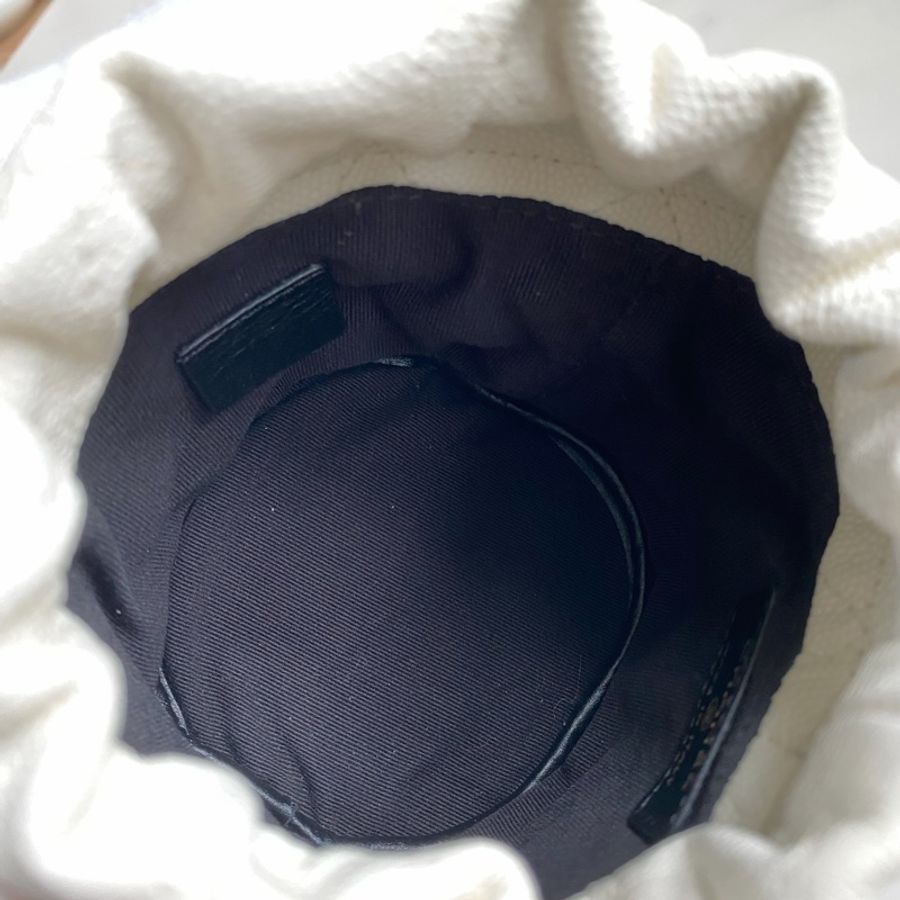 ⭐️好價入手 可分期 CHANEL 22K 白粒紋小牛皮斜背包 |神仙可愛|廢包當道|送禮送到心坎裡|保證正品|平台安心購鑒定-19
